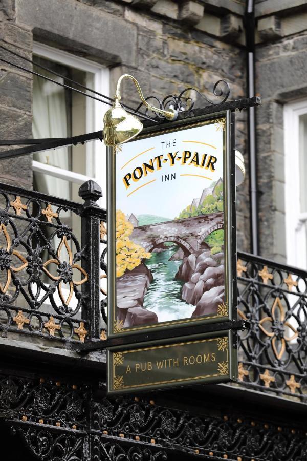 Pont Y Pair Inn 베투스 이 코이드 외부 사진